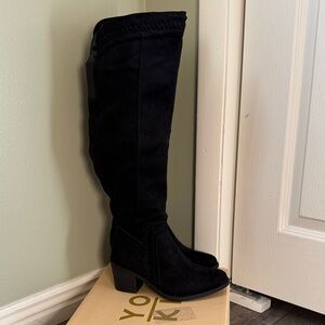 Yoki Elegant Black Knee-High Boots - Faux Suede
